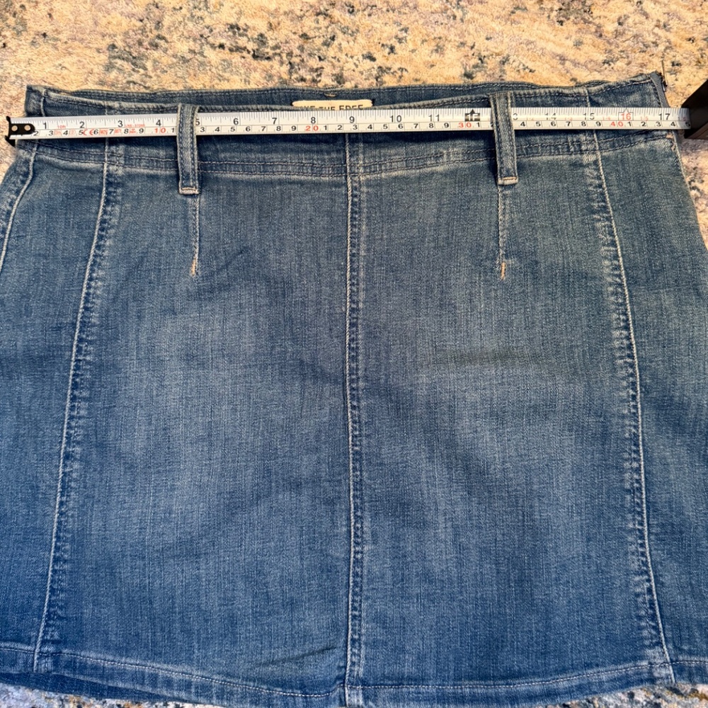 NWOT Free People We the Free Daylight Denim Mini Skirt sz 32 - Picture 9 of 9